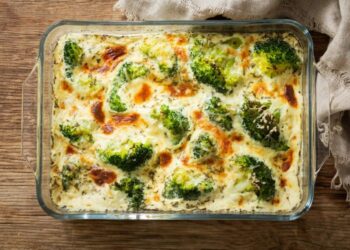 Броколі, запечена у вершках