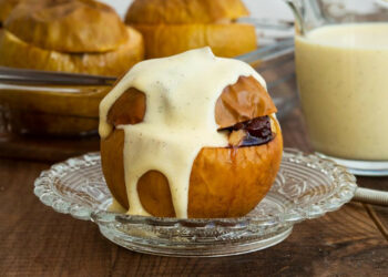 Яблука, фаршировані рисом