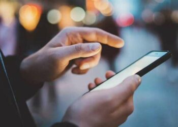 Чому під час знеструмлень зникає мобільний зв’язок