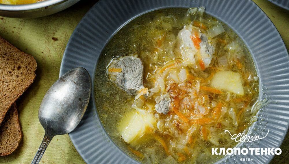 Зігріє в холоди: капусняк із пшеницею
