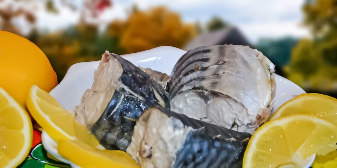 Скумбрія в гарячому маринаді