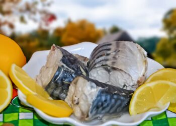 Скумбрія в гарячому маринаді
