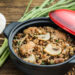 Вершкова гречана каша на сковороді