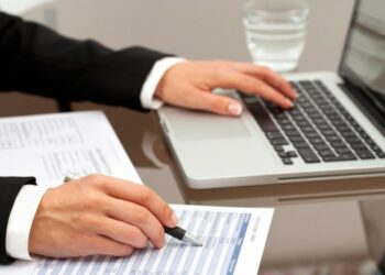 Статус безробітних людям, які переїхали з ТОТ