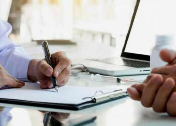 Хто може безкоштовно отримати ваучер на навчання