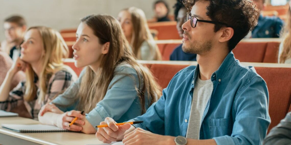 Відстрочка для студентів і викладачів: які правила