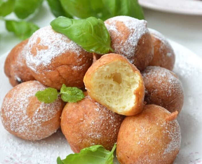 Сирні пончики