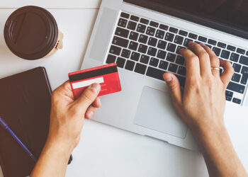 Як повернути вкрадені з банківської карти кошти