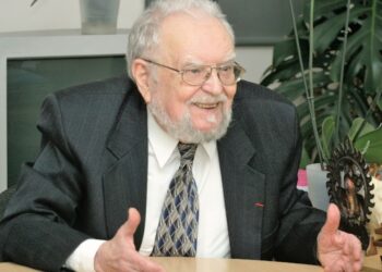 Мирослав Попович: «Бути людиною — це бути здатним розрізняти добро і зло, прекрасне і потворне»