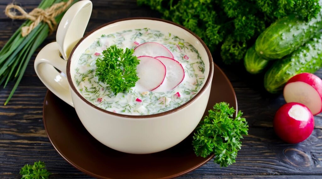 Освіжаючий холодник на кефірі