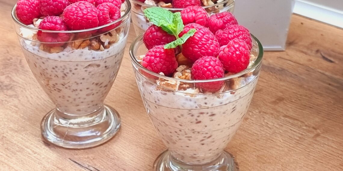 Нічна вівсянка на ряжанці