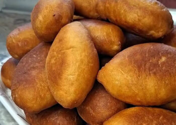 Заварні пиріжки з капустою