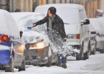А скло замерзло…