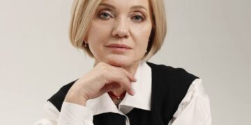 Олена Івановська: “У захисті української мови мусимо бути рішучими та наполегливими”