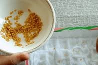 Кому корисні гарячі ванни?