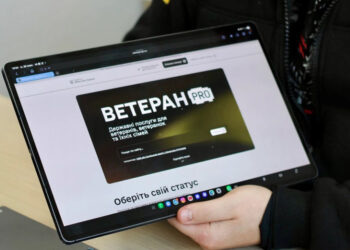 «Ветеран Pro» у вашому смартфоні:  як цифрові послуги допомагають захисникам навіть у найвіддаленіших селах