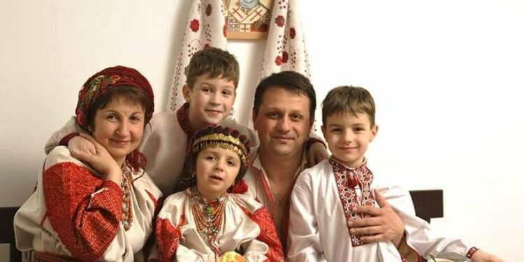 Роксоляна ШИМЧУК: “Вишиванка – то символ нашої самовизначеності, знак українства”
