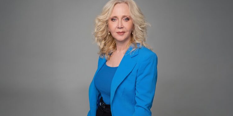 Ксенія Заставська: “Мистецтво не може бути “поза політикою”, інакше політика у вигляді загарбників стукає у твої двері”
